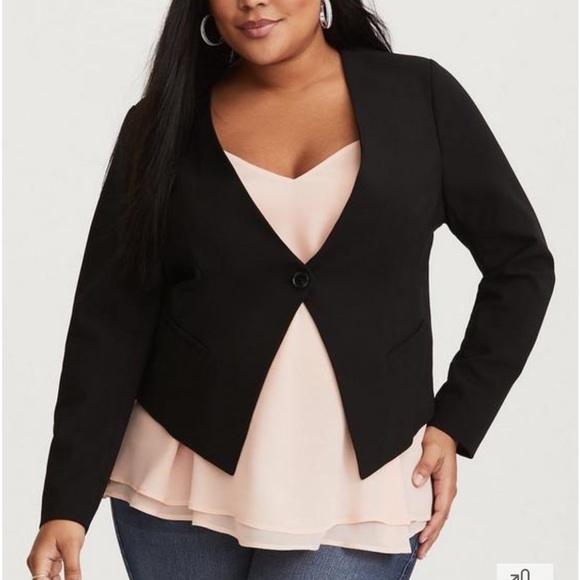 TORRID Black Refined Collarless Blazer - Picture 4 of 6